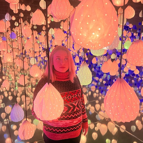 Meet your Posher, Kira - Picture 1 of 1